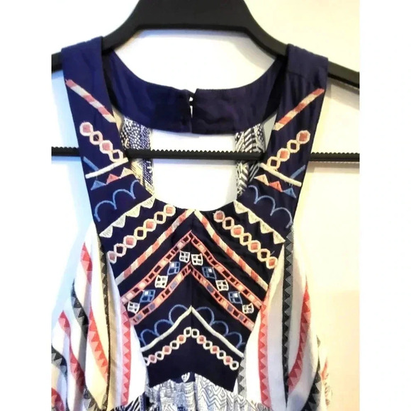 Flying Tomato Embroidered Print Tunic Dress - Picture 4 of 8